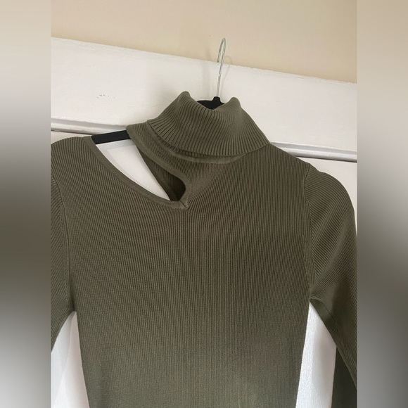 Venus Forest Green Cut out MIDI Bodycon dress Size Small - Picture 6 of 11